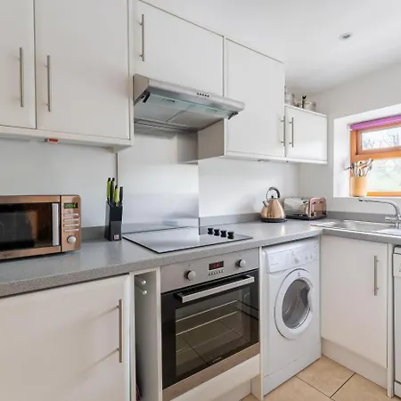 1 Bed In Oc-lr065